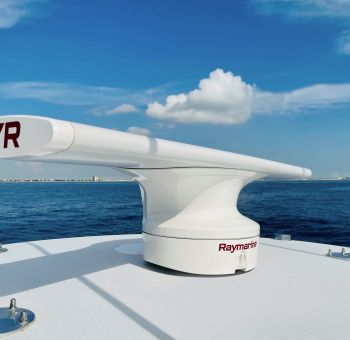 Raymarine predstavlja Cyclone™ Solid-State CHIRP radar